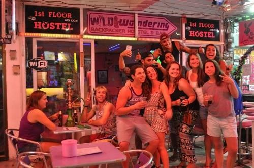 Wild & Wandering Backpacker Hostel & Bar
