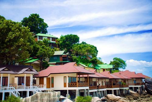 Hotel Rin Beach Resort