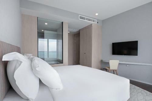 Hotel White Sand Beach Residences Pattaya