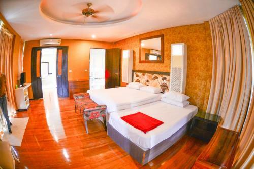Tamnak Beach House