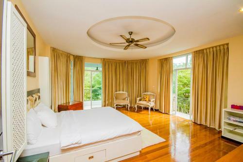 Tamnak Beach House
