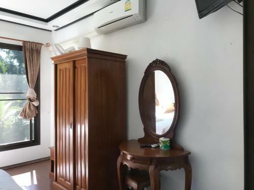 Hostal V&k Baansuankaew Resort
