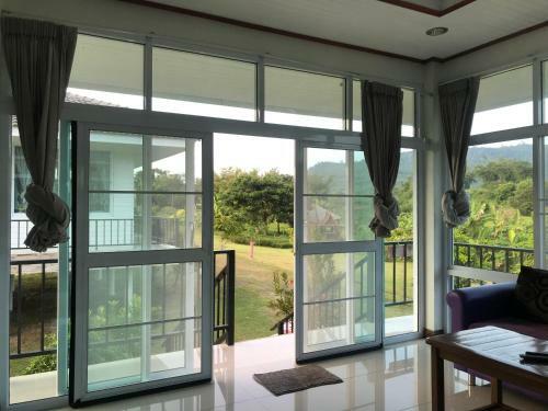Hostal V&k Baansuankaew Resort