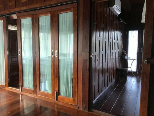 Hostal V&k Baansuankaew Resort