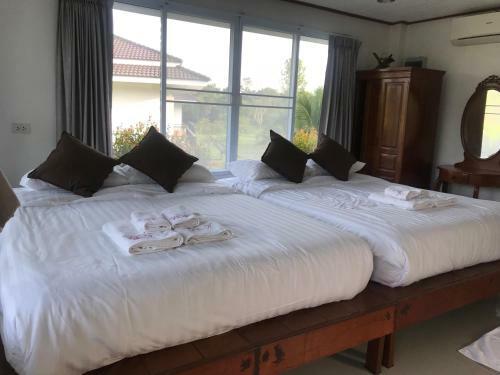 Hostal V&k Baansuankaew Resort