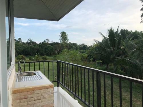 Hostal V&k Baansuankaew Resort