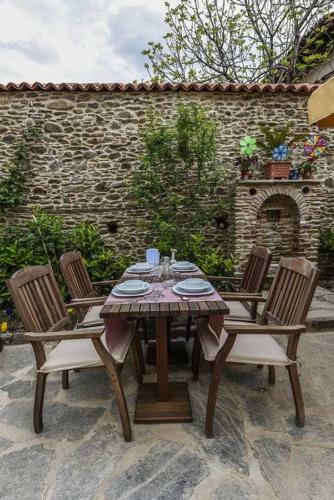 Bed & Breakfast Kad?lar Pa?azade Kona?? Pansiyon