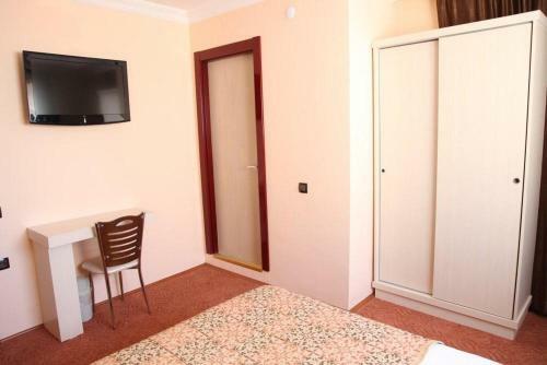 Hattusili Hotel