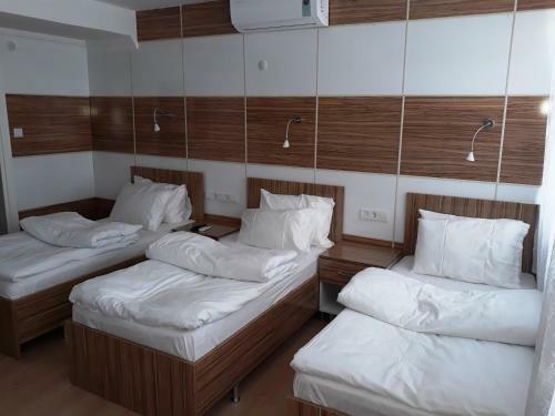 Dilmac Hotel
