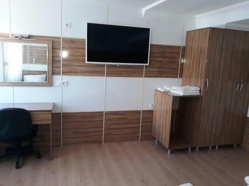 Dilmac Hotel
