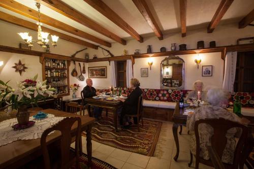 Hostal Hoyran Wedre Country Houses