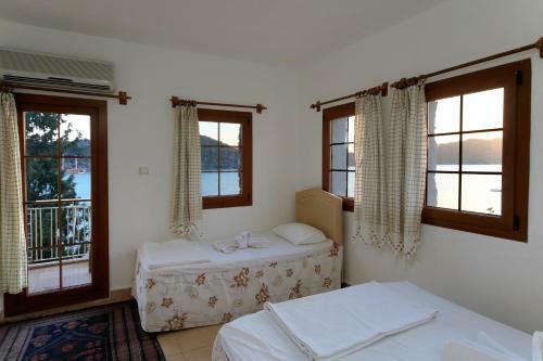 Hostal Baba Veli Pension