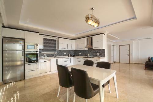 Private Villa Loya