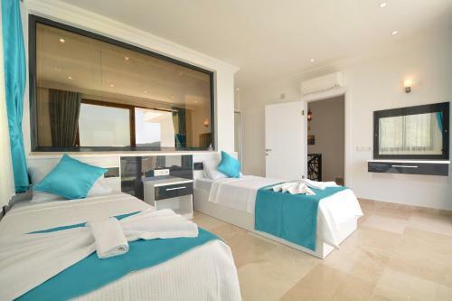 Private Villa Loya