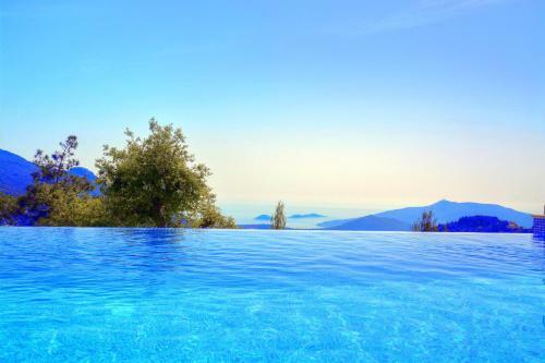 Private Villa Loya