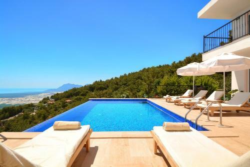 Private Villa Cennet