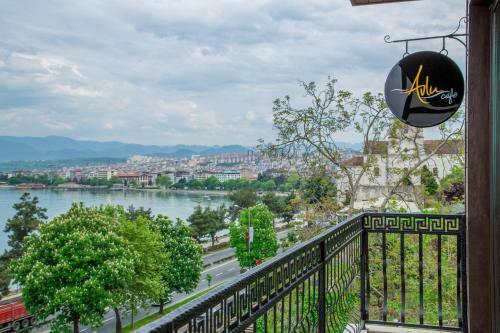 Evimiz Hotel