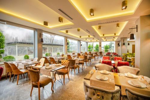 Jolnar Garden Hotel