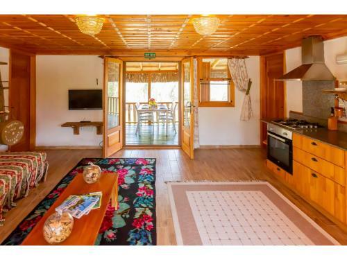 Kingfisher Cottage