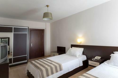 Troas Beach Hotel