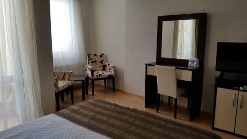 Troas Beach Hotel