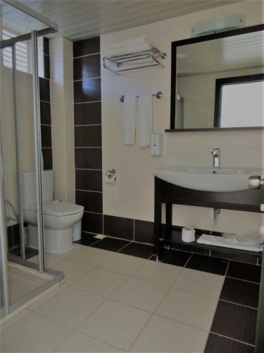 Troas Beach Hotel