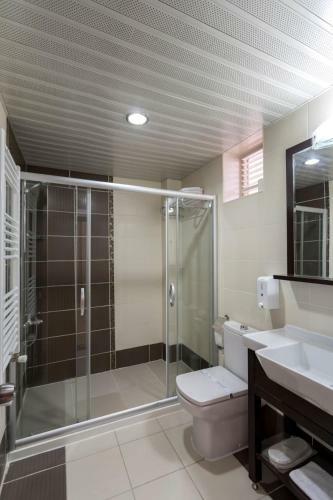 Troas Beach Hotel