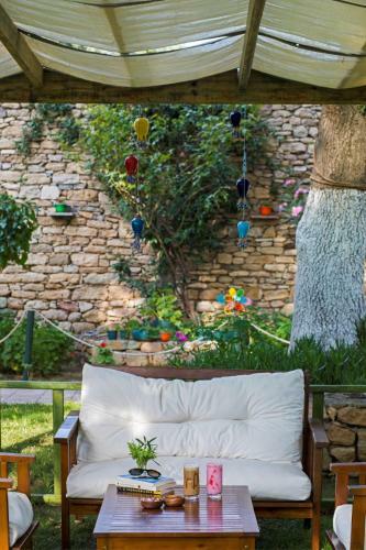 Troas Beach Hotel