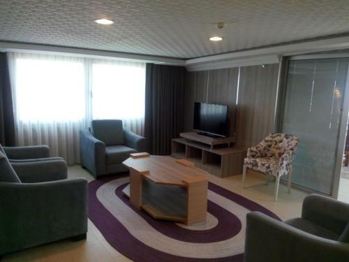 Hotel Ramada Usak