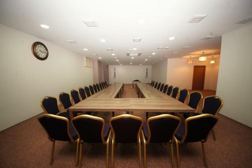 Yucel Hotel