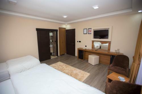 Yayla Hotel