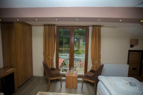 Yayla Hotel
