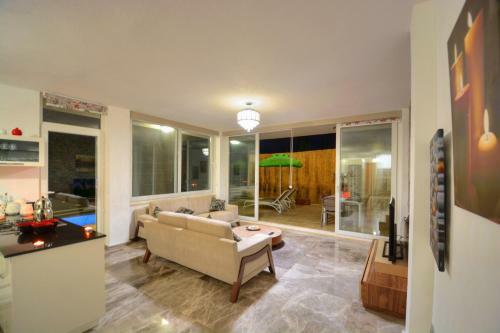 Private Villa Aldora