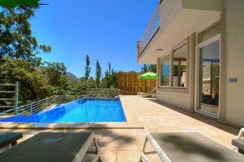 Private Villa Aldora