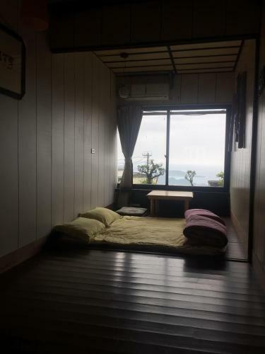 Old Song's Home