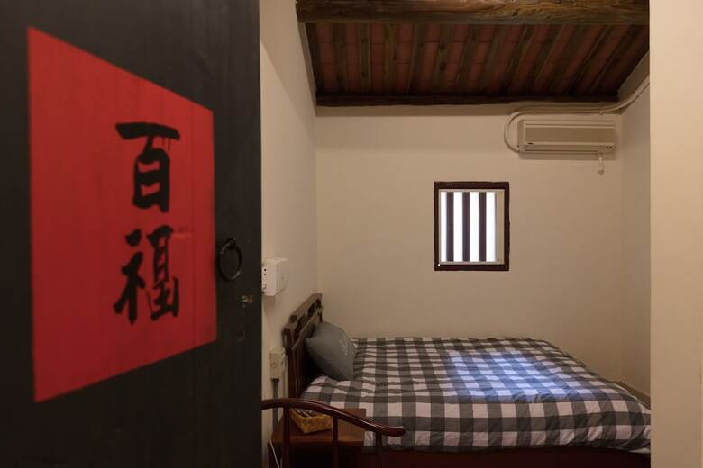 Bed & Breakfast Live Guest House