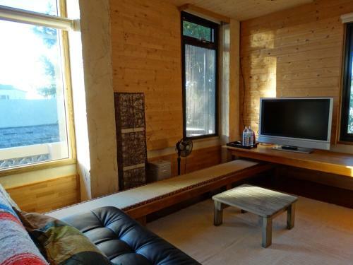 Cenacle B & B