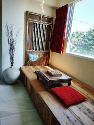 Cenacle B & B
