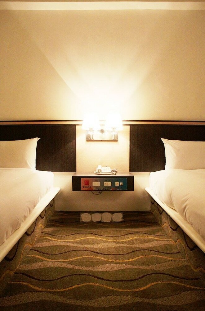 Foung Gu Hotel