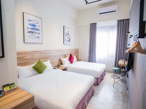 Rainbow Hotel