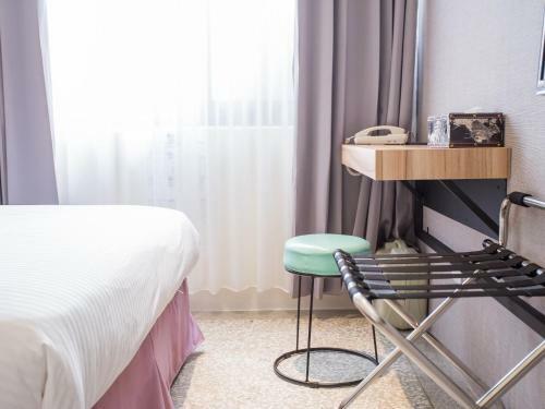 Rainbow Hotel