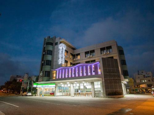 Rainbow Hotel