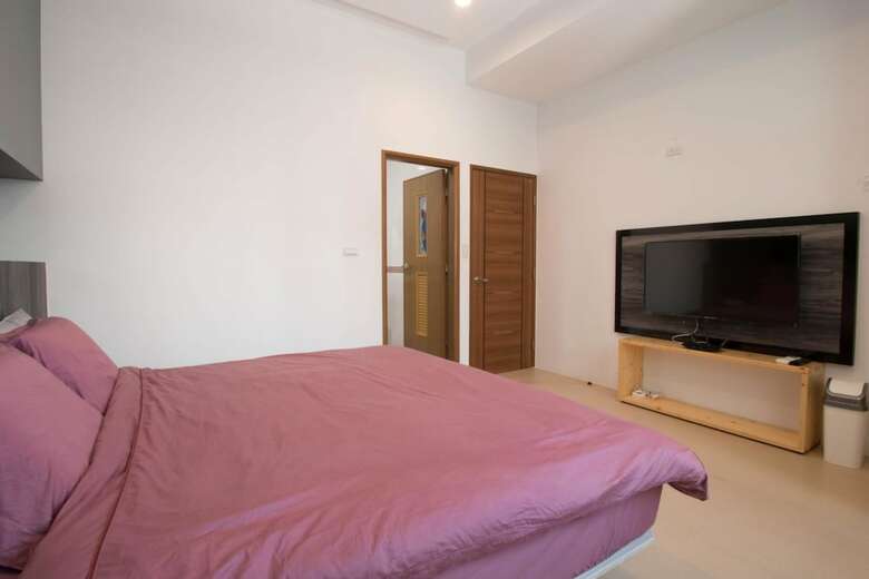 Travelers Hostel