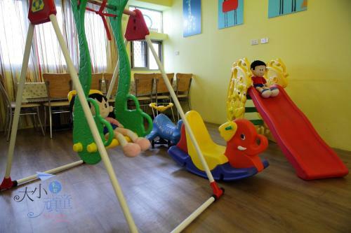 Child Fun Tongwan B&B