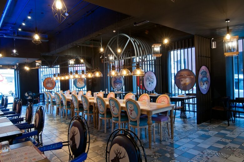 Huwei Hotel