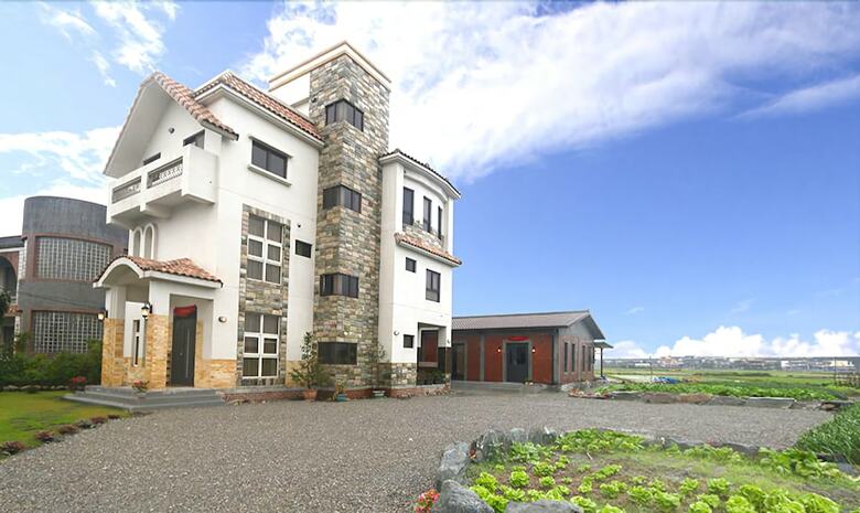 Agroturismo Aurora Castle
