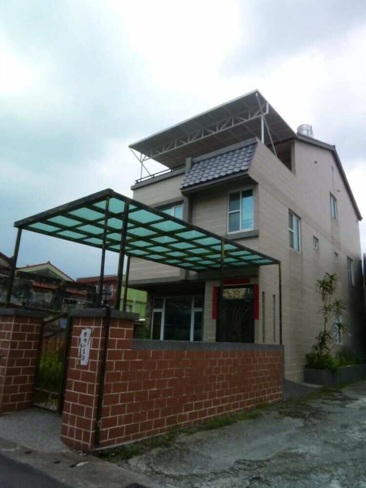 Bed & Breakfast Wish Enjoy Happy Homestay