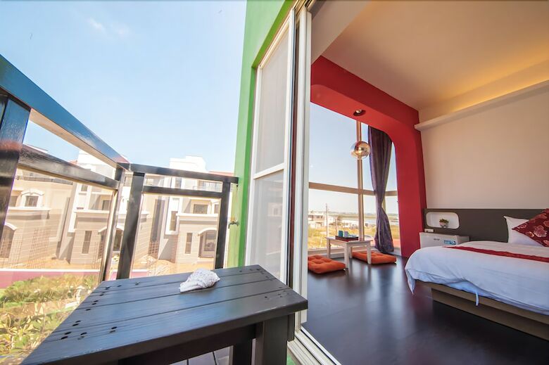 Hostal Hi One One