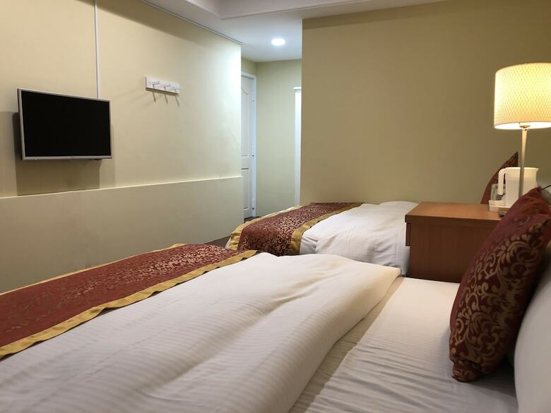 Yuan Yu Hotel