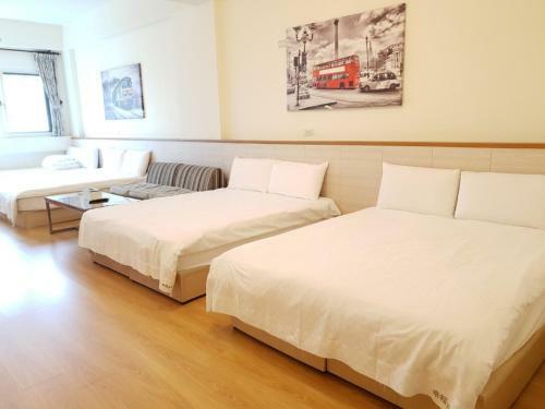 Happiness Yes Hostel